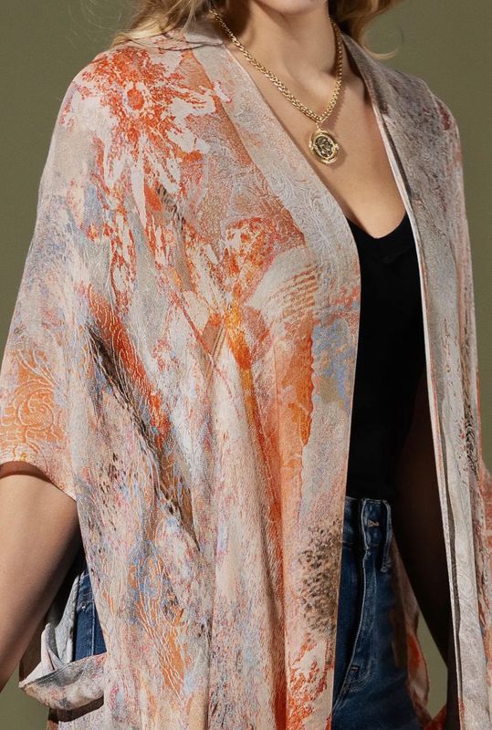 Milos Kimono
